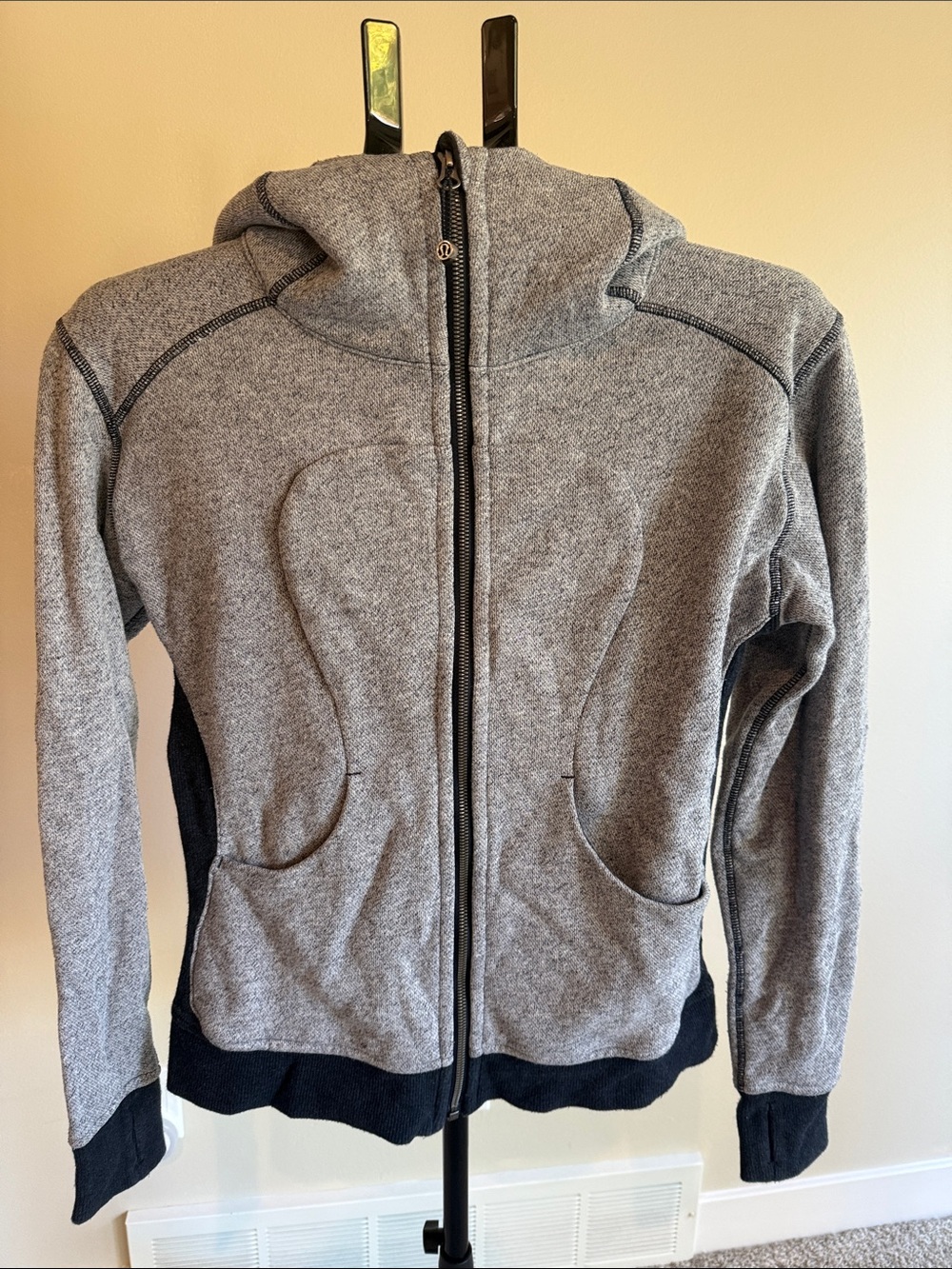Lululemon zip up jacket